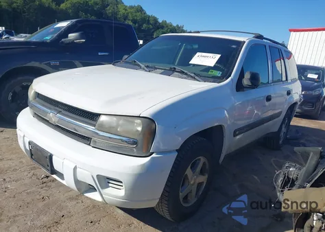 2004 Chevrolet Trailblazer Ls/Lt z USA, uszkodzony, nr VIN 1GNDT13S342111512